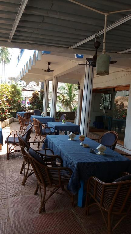 Hotel Shiva Ashvem Ashvem Beach Buitenkant foto