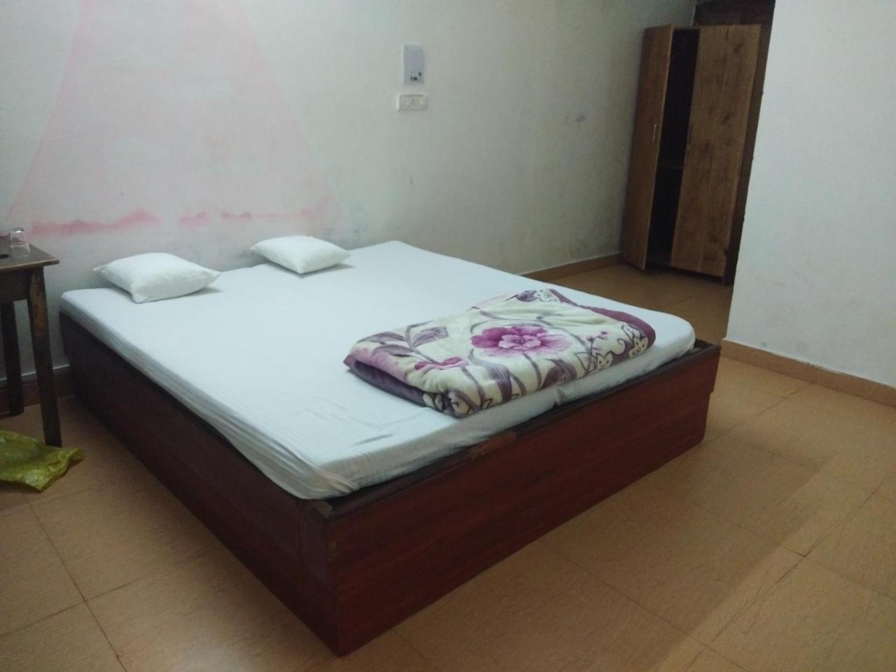Hotel Shiva Ashvem Ashvem Beach Buitenkant foto